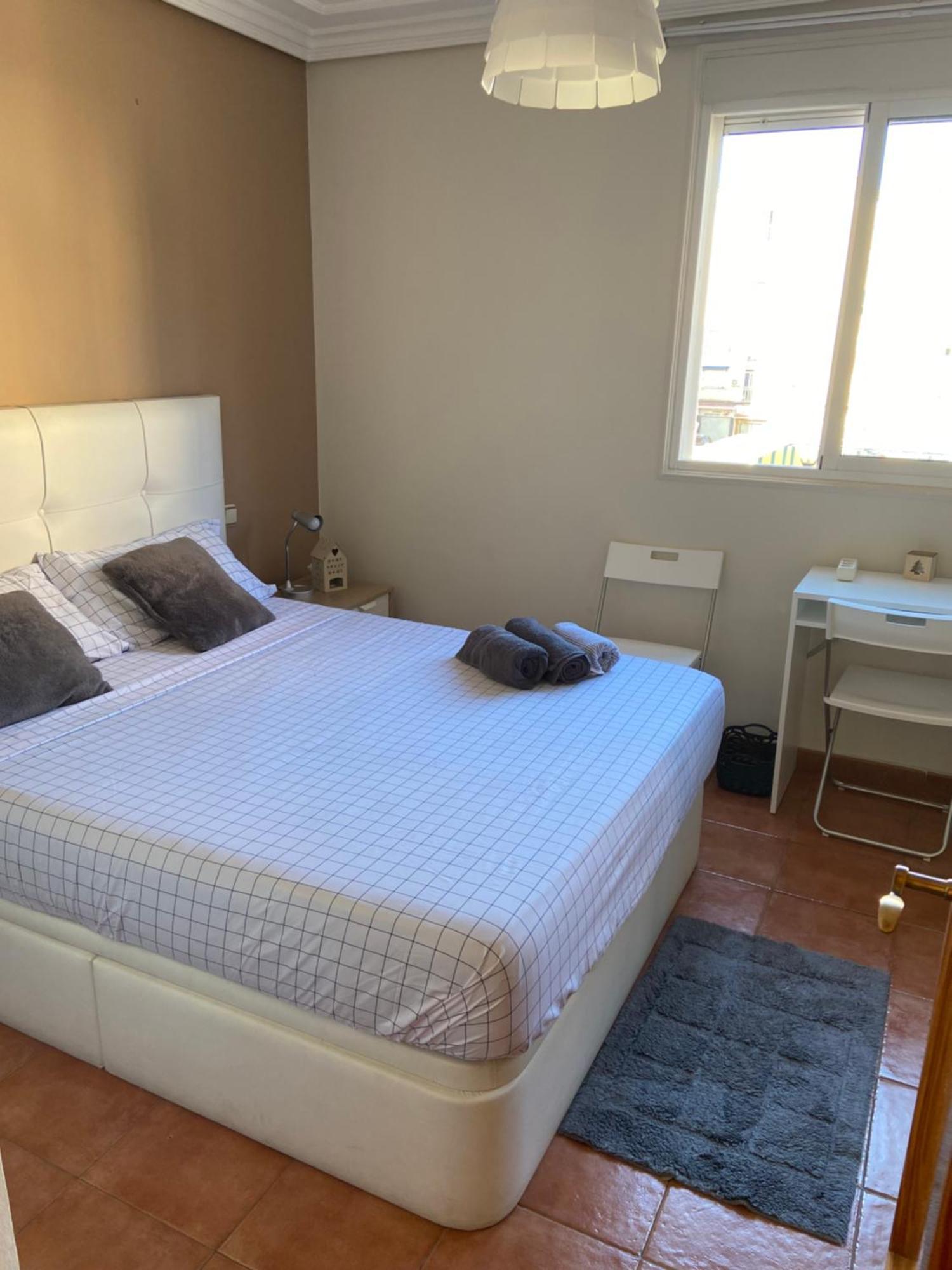 Habitacion Con Cama Matrimonial En Malaga Exterior photo